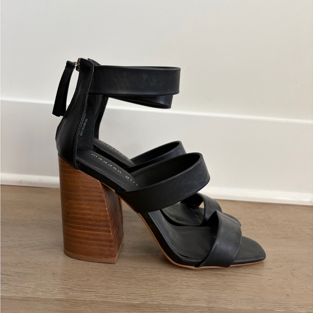Black/Wood Madden Girl Block Heels 8.5